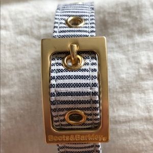 Boots & Barkley Medium doggy collar🐕
